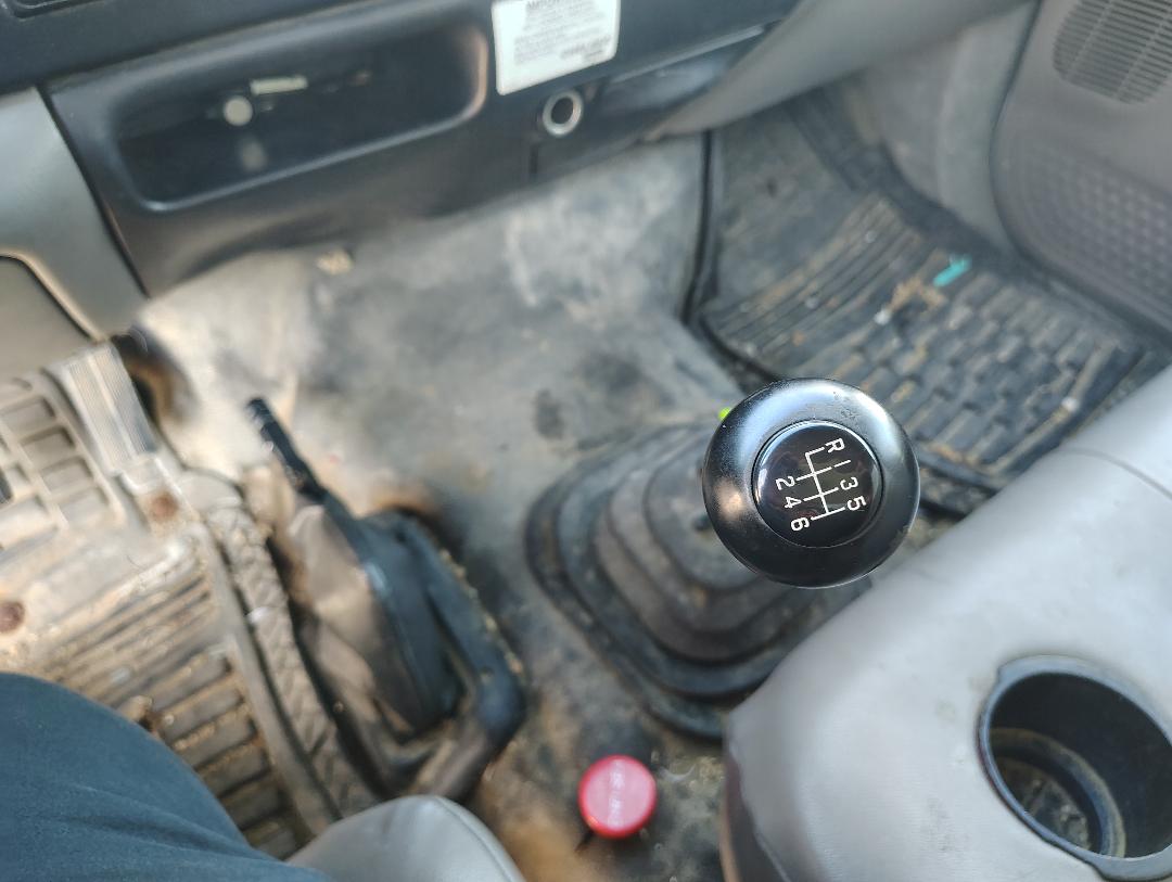 2003 FORD F650 Super Duty - Image 12